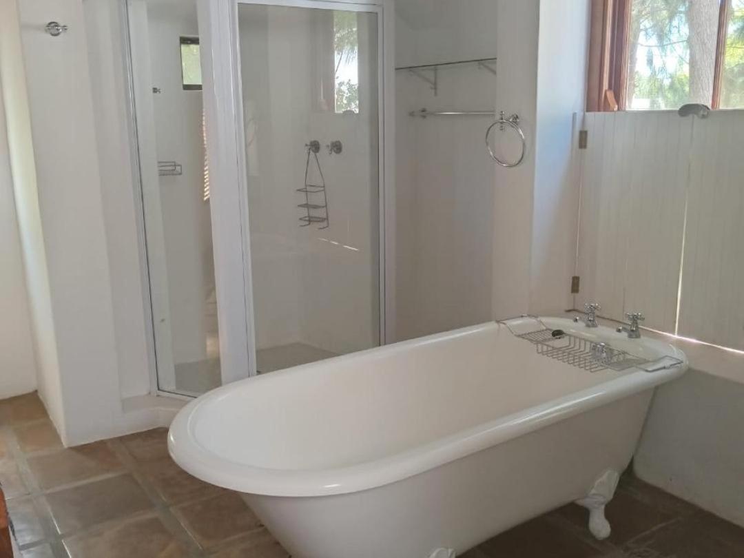 Temenos Retreat Hotel McGregor Room photo